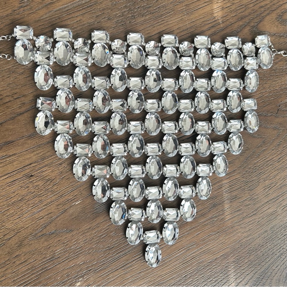 Glam Bold Clear Rhinestone Choker Bib Statement Necklace Silver Tone NWOT - Picture 7 of 10